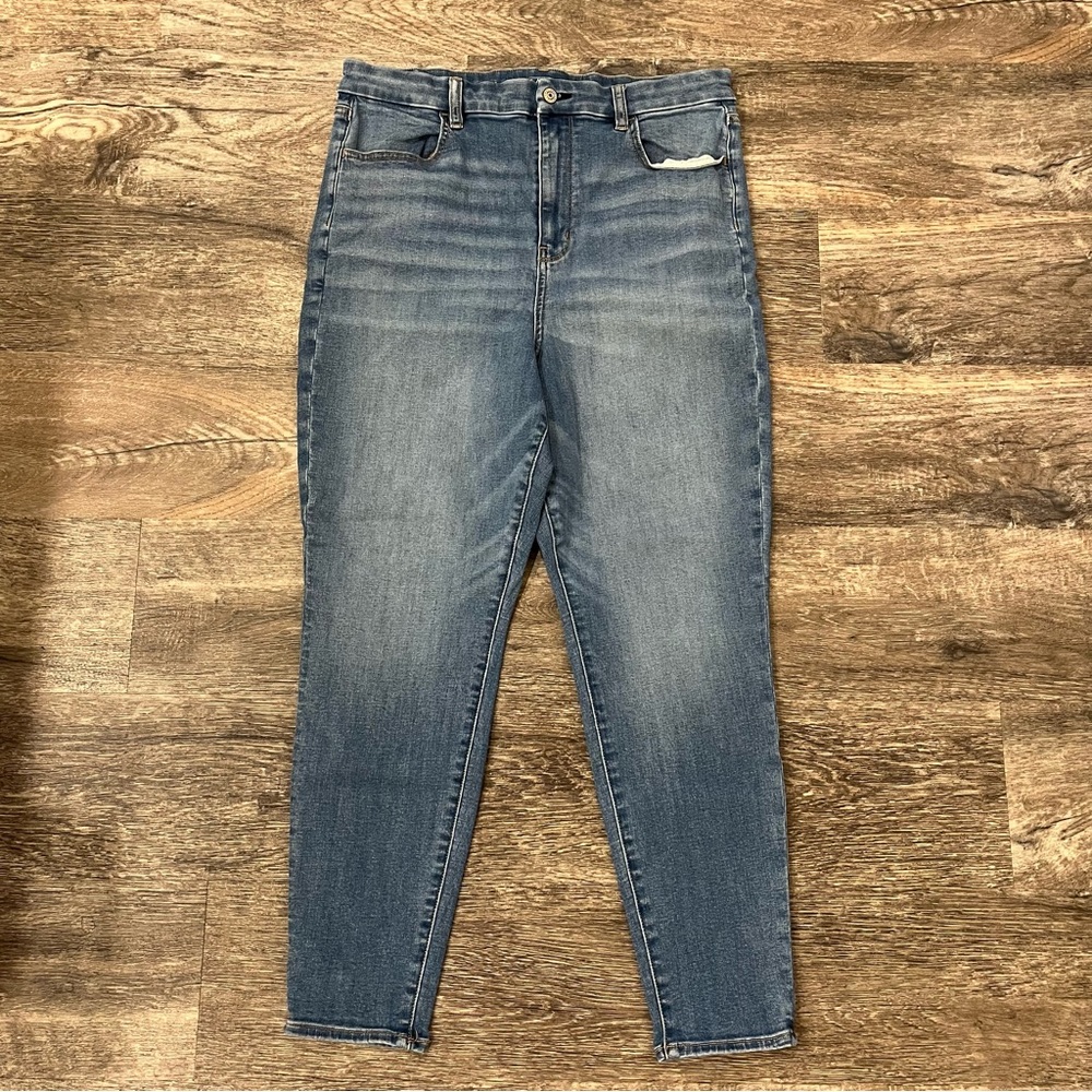 American Eagle Next Level Stretch Curvy Highest Rise Jeggings in Size 16